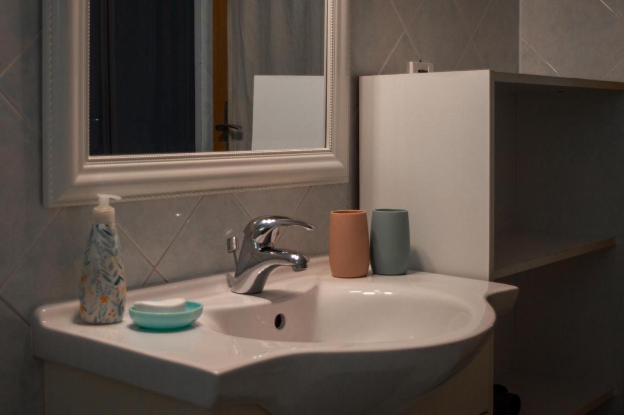 Apartment Laetitia Kaštelir Kültér fotó