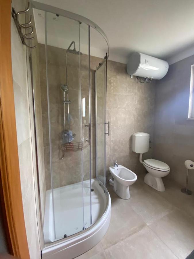 Apartment Laetitia Kaštelir Kültér fotó