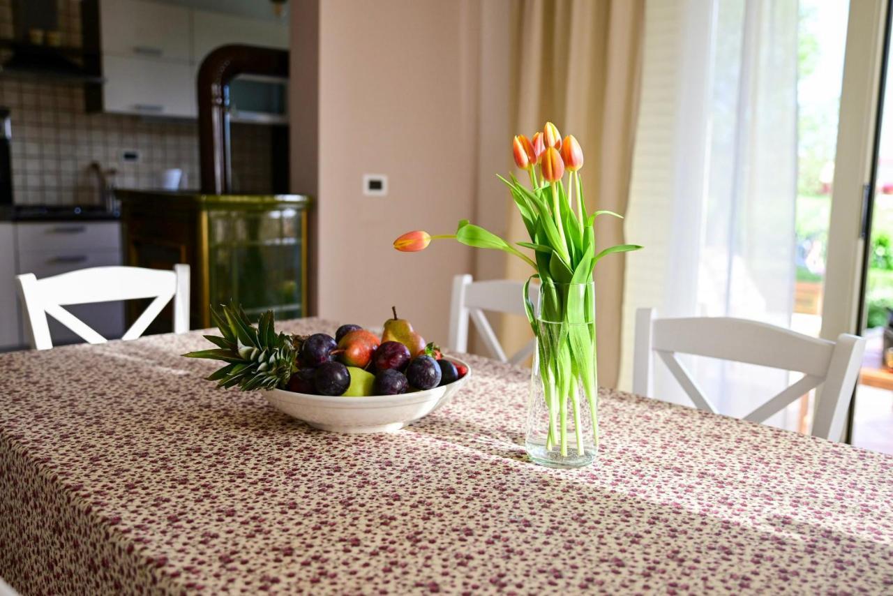 Apartment Laetitia Kaštelir Kültér fotó